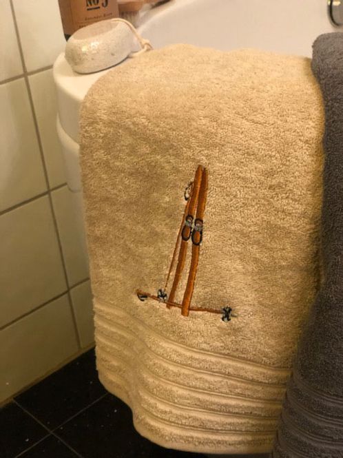 Hovedbilde Ski håndklær Sandfarget. 