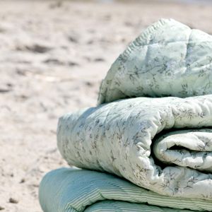 Hovedbilde Aix Quilt m. blomster L180/B130 cm Verte og ...
